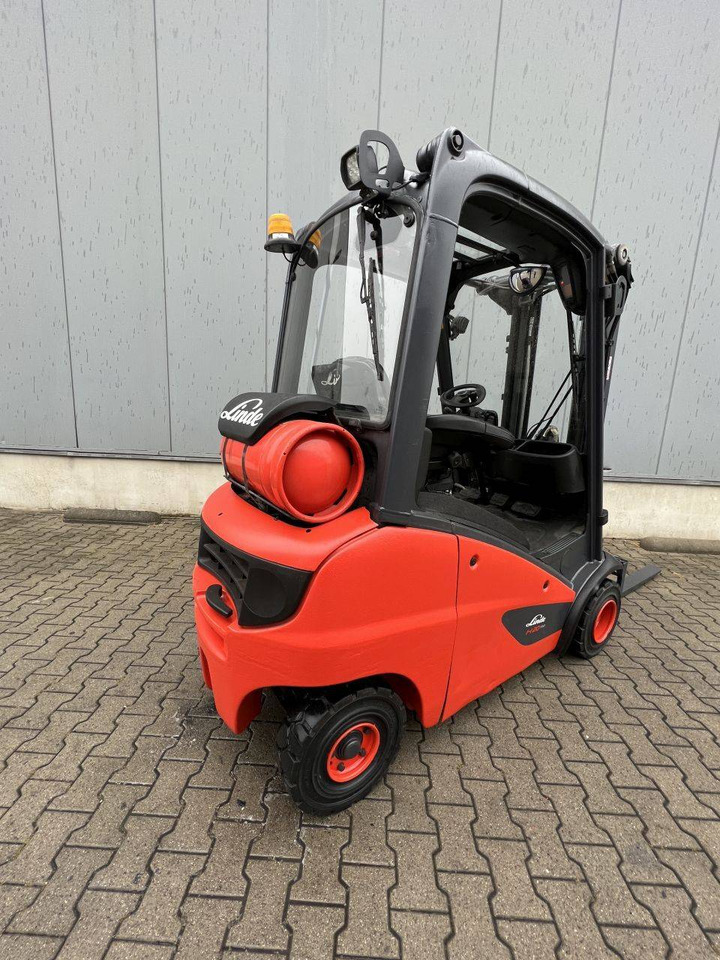 Linde H20T (391) - Gas gaffeltruck: billede 2 Linde H20T (391) - Gas gaffeltruck: billede 2