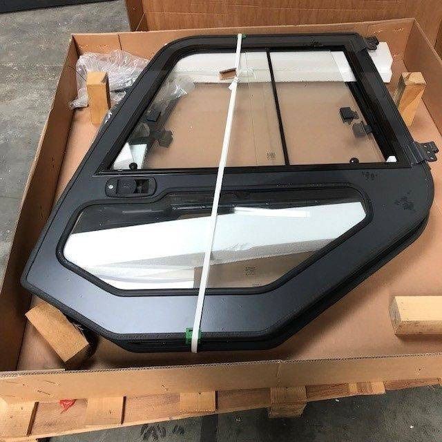 Set of right and left for Komatsu - Dør og reservedele for Materialehåndteringsudstyr: billede 2 Set of right and left for Komatsu - Dør og reservedele for Materialehåndteringsudstyr: billede 2