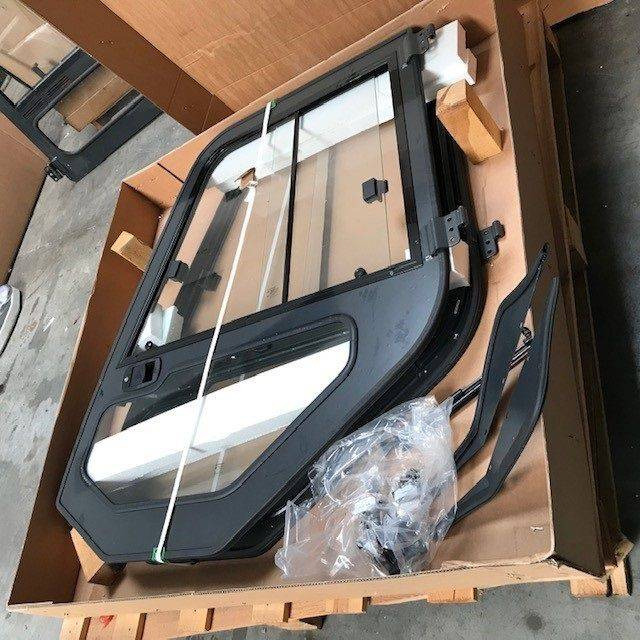 Set of right and left for Komatsu - Dør og reservedele for Materialehåndteringsudstyr: billede 4 Set of right and left for Komatsu - Dør og reservedele for Materialehåndteringsudstyr: billede 4