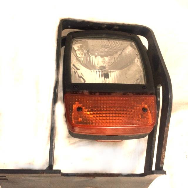 Spotlight front roadlamp for Linde H50-80, Series 396 - Lys/ Belysning for Materialehåndteringsudstyr: billede 2 Spotlight front roadlamp for Linde H50-80, Series 396 - Lys/ Belysning for Materialehåndteringsudstyr: billede 2