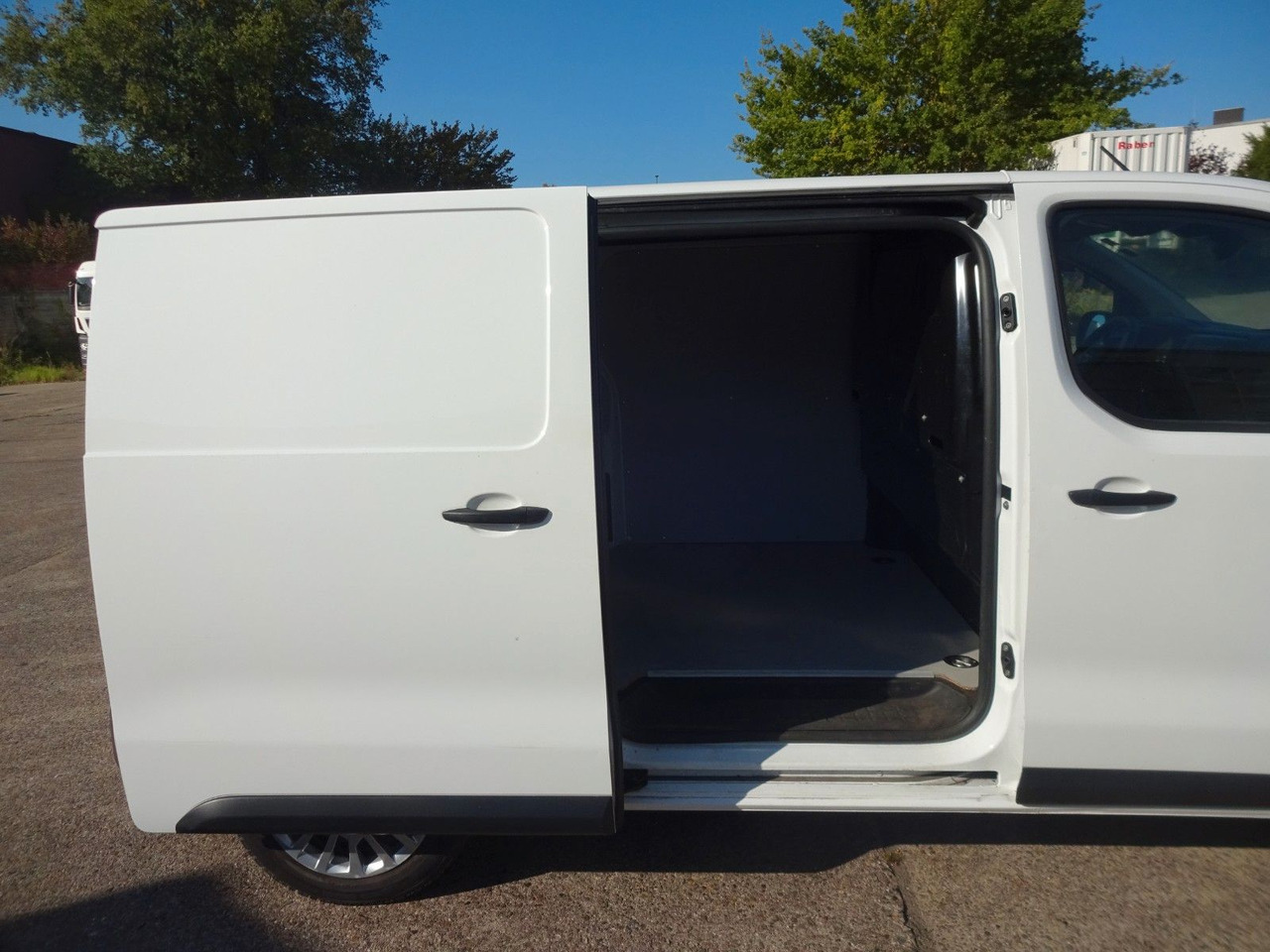 Små varebil Opel Vivaro Kasten L1H1, Klima, PDC,: billede 9 Små varebil Opel Vivaro Kasten L1H1, Klima, PDC,: billede 9