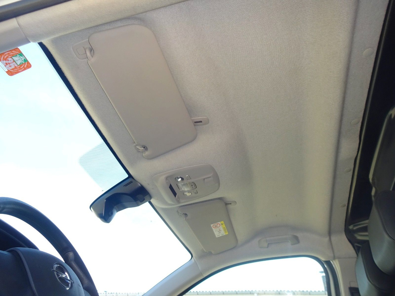 Små varebil Opel Vivaro Kasten L1H1, Klima, PDC,: billede 23 Små varebil Opel Vivaro Kasten L1H1, Klima, PDC,: billede 23