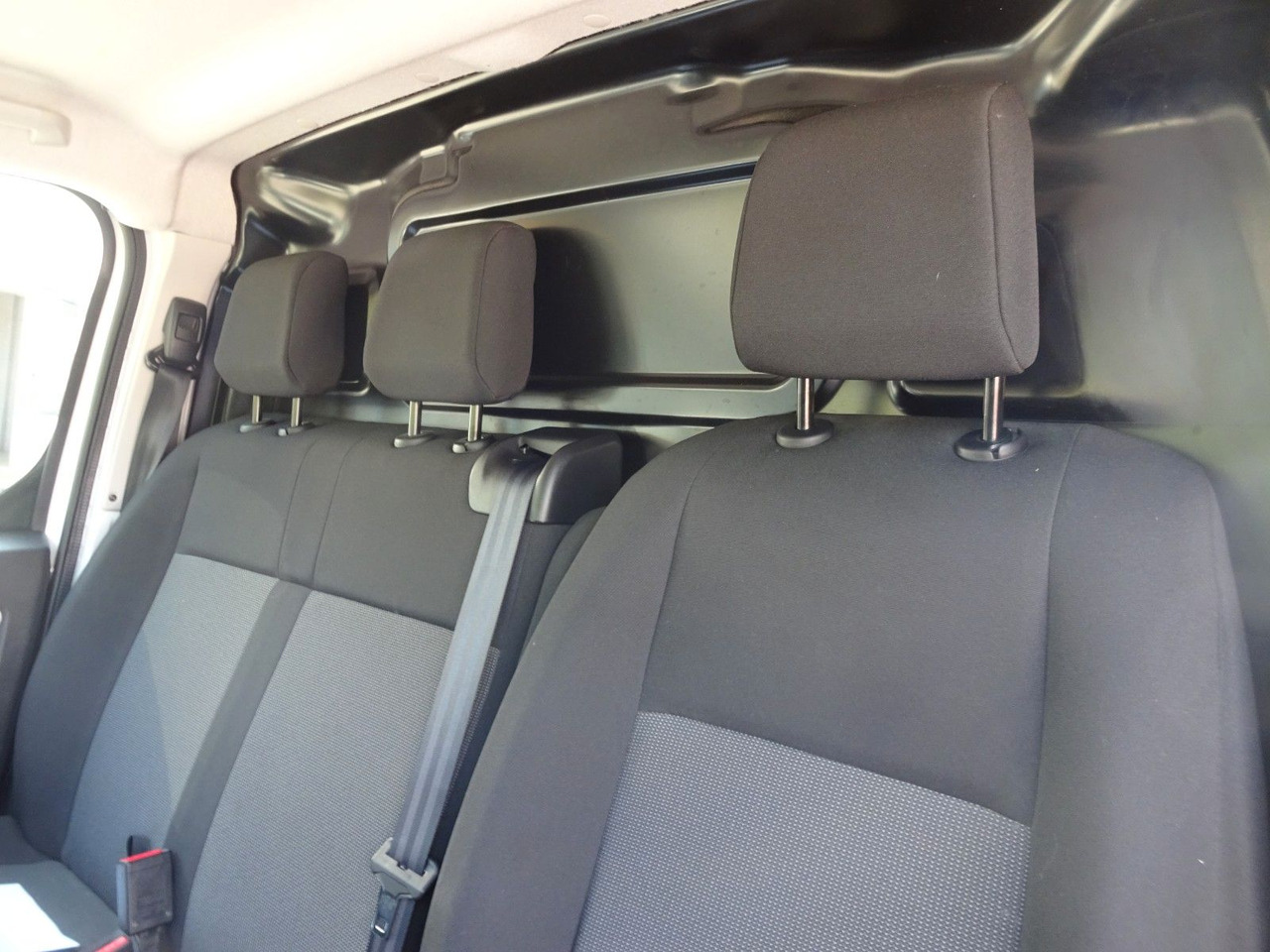 Små varebil Opel Vivaro Kasten L1H1, Klima, PDC,: billede 17 Små varebil Opel Vivaro Kasten L1H1, Klima, PDC,: billede 17