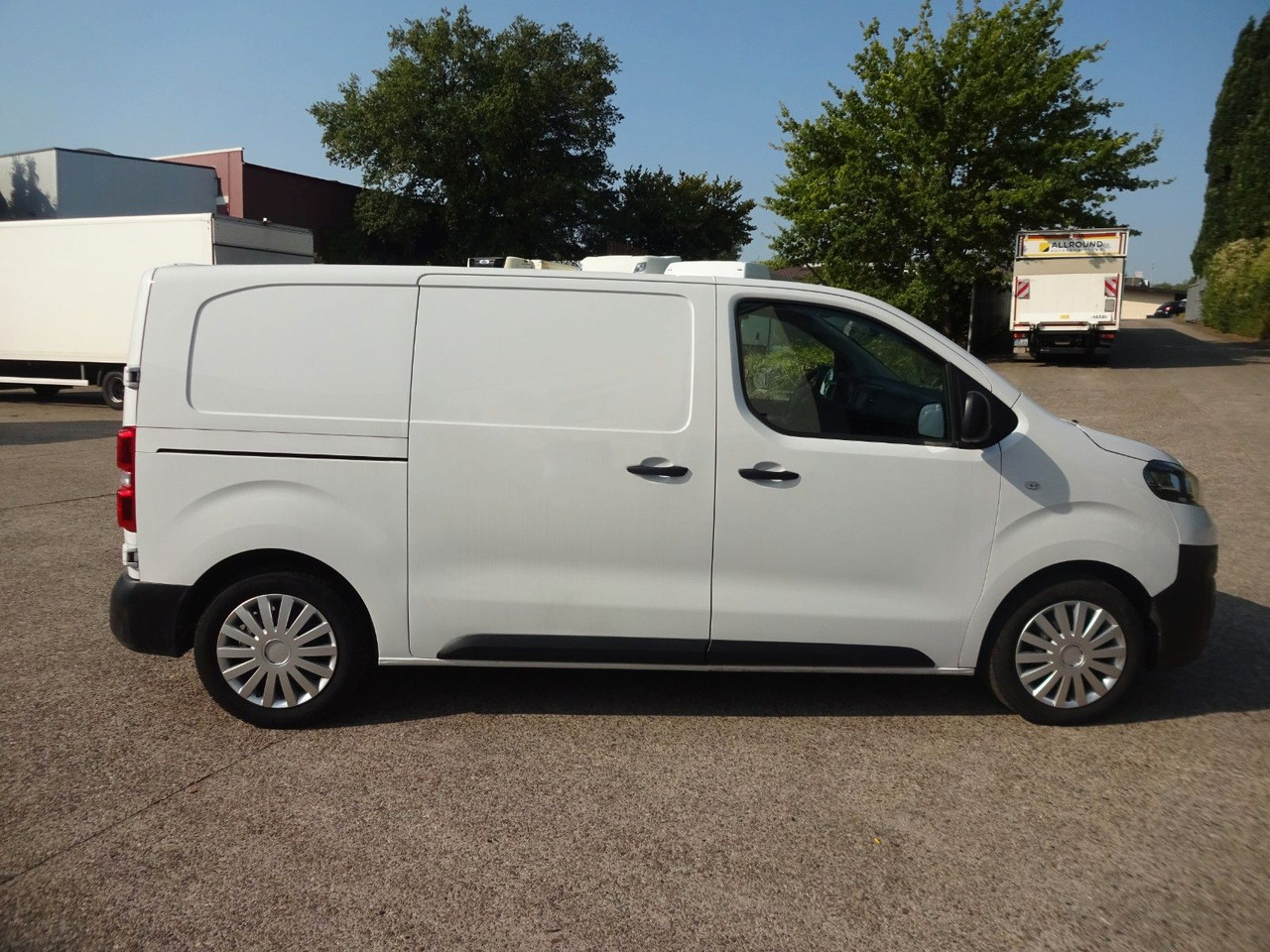 Små varebil Opel Vivaro Kasten L1H1, Klima, PDC,: billede 8 Små varebil Opel Vivaro Kasten L1H1, Klima, PDC,: billede 8