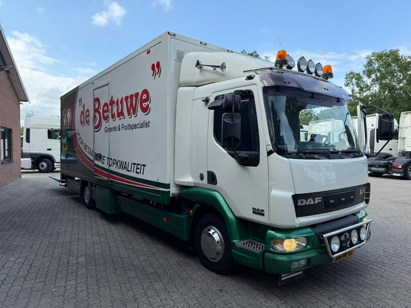 DAF LF 45.220 Laadklep/LBW Zijdeur Slaapcabine AHK NL truck - Lastbil varevogn: billede 2 DAF LF 45.220 Laadklep/LBW Zijdeur Slaapcabine AHK NL truck - Lastbil varevogn: billede 2