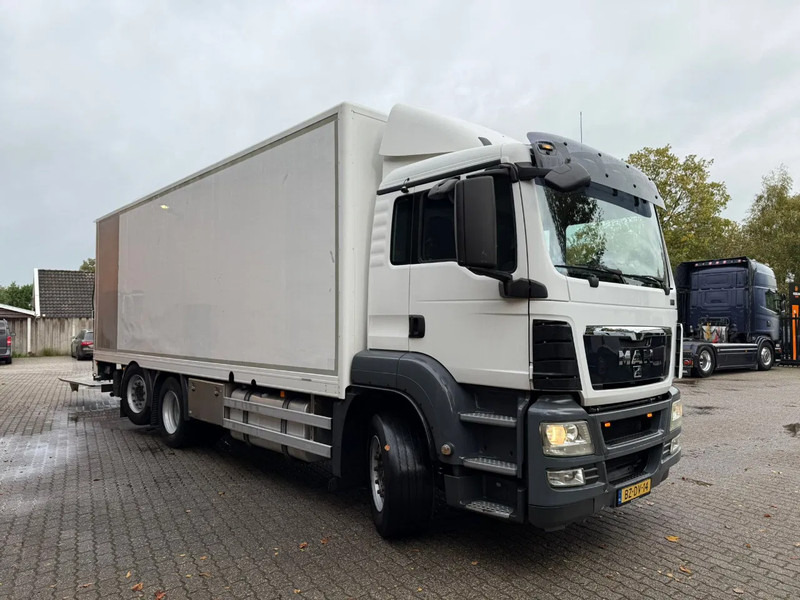 MAN TGS 26.320 Koffer Stuuras AHK 2.500KG LBW 319.460KM! NL Truck - Lastbil varevogn: billede 2 MAN TGS 26.320 Koffer Stuuras AHK 2.500KG LBW 319.460KM! NL Truck - Lastbil varevogn: billede 2
