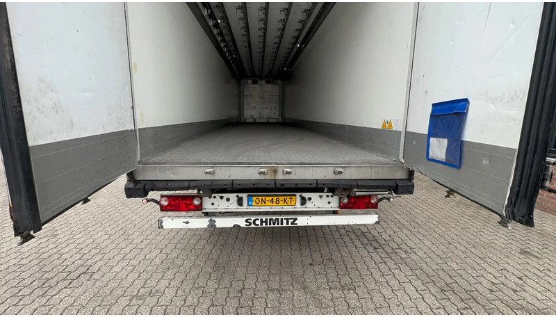 Schmitz Cargobull SKO 24 5x Meatrails Rohrbahnen Fleisch Carrier Vector 1950MT - Isotermisk sættevogn: billede 5 Schmitz Cargobull SKO 24 5x Meatrails Rohrbahnen Fleisch Carrier Vector 1950MT - Isotermisk sættevogn: billede 5