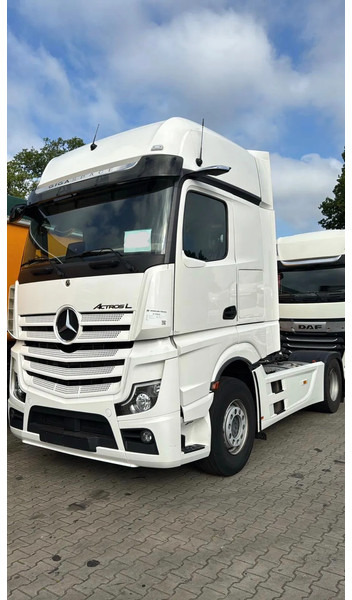 Mercedes-Benz Actros 1845 L Gigaspace 2x tank Standairco 5x available 20-12-2025 - Trækker: billede 1 Mercedes-Benz Actros 1845 L Gigaspace 2x tank Standairco 5x available 20-12-2025 - Trækker: billede 1