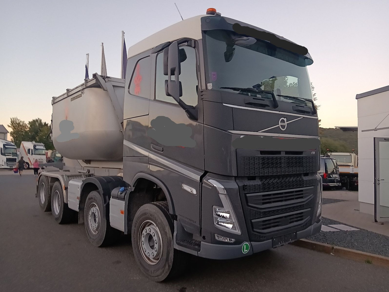 Volvo FH500 8x4R RETARDER LIFT MEILLER-Asphalt FunkAHK - Tipvogn lastbil: billede 2 Volvo FH500 8x4R RETARDER LIFT MEILLER-Asphalt FunkAHK - Tipvogn lastbil: billede 2