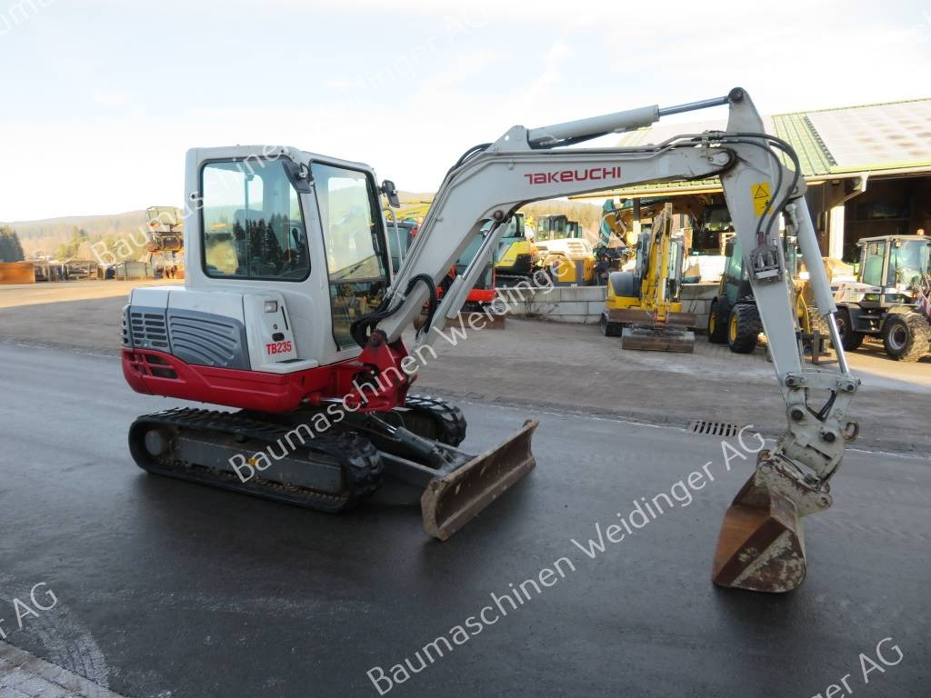 Takeuchi TB 235 - Minigravemaskine: billede 1 Takeuchi TB 235 - Minigravemaskine: billede 1