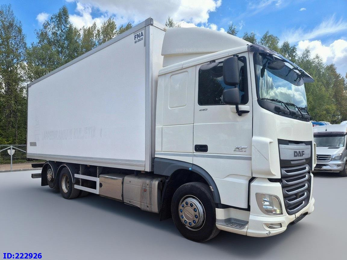 DAF XF 106 440 FAR 6x2 Euro6 - Isotermisk lastbil: billede 4 DAF XF 106 440 FAR 6x2 Euro6 - Isotermisk lastbil: billede 4