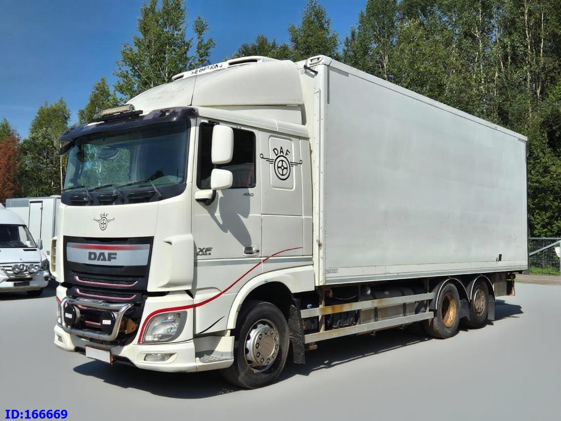DAF XF 106.460 FAR 6X2 Euro6 - Kølevogn lastbil: billede 1 DAF XF 106.460 FAR 6X2 Euro6 - Kølevogn lastbil: billede 1