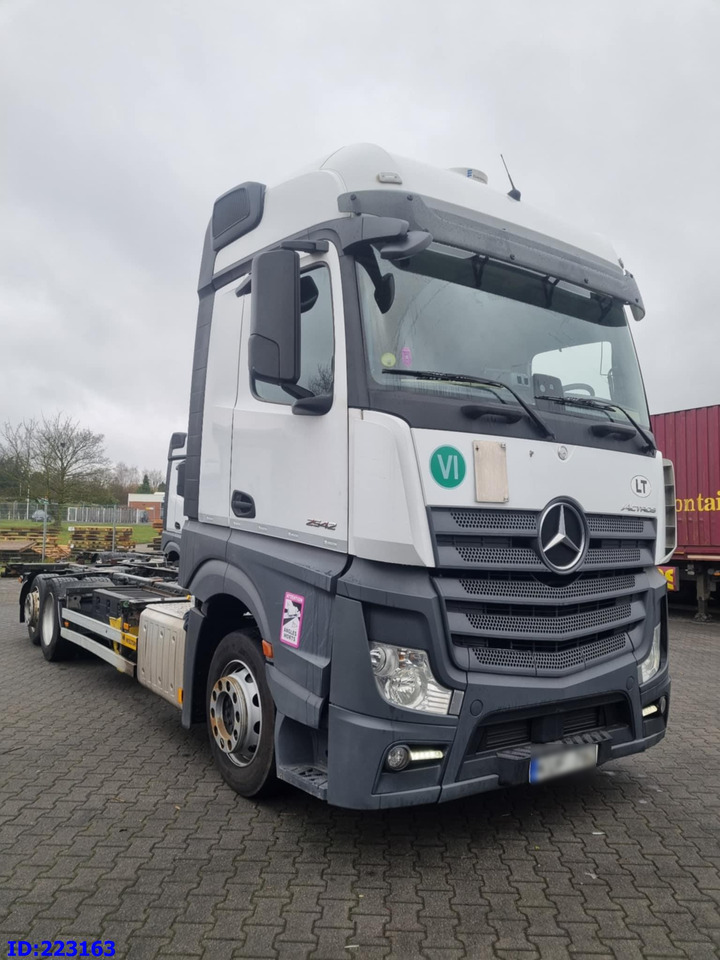 MERCEDES-BENZ Actros 2542 BDF  6x2 Euro6 - Lastbil chassis: billede 1 MERCEDES-BENZ Actros 2542 BDF  6x2 Euro6 - Lastbil chassis: billede 1