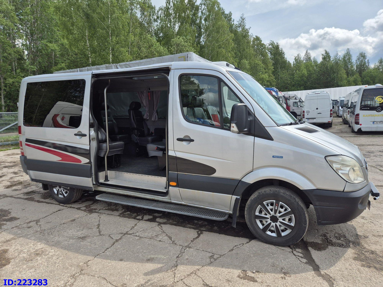 MERCEDES-BENZ Sprinter 313 - Kasten VIP -Euro5 - Turistbus: billede 4 MERCEDES-BENZ Sprinter 313 - Kasten VIP -Euro5 - Turistbus: billede 4
