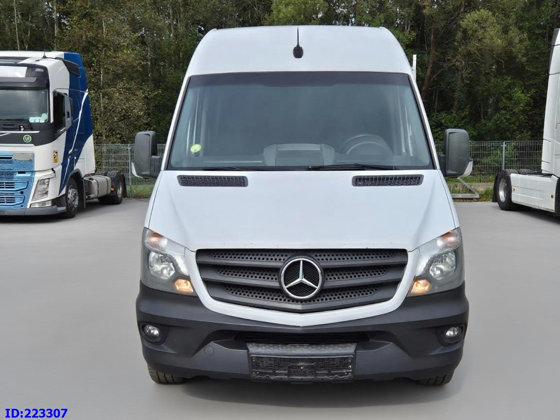 MERCEDES-BENZ Sprinter 316 Euro6 - Mandskabsbil: billede 2 MERCEDES-BENZ Sprinter 316 Euro6 - Mandskabsbil: billede 2