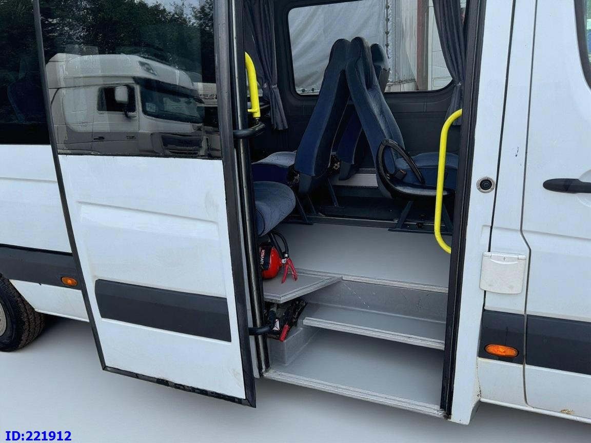 MERCEDES-BENZ Sprinter 518 VIP 17-Place - Minibus, Persontransport: billede 5 MERCEDES-BENZ Sprinter 518 VIP 17-Place - Minibus, Persontransport: billede 5