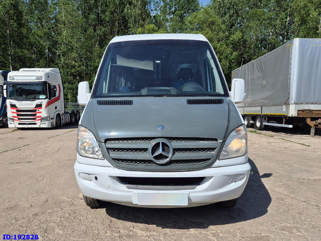 MERCEDES-BENZ Sprinter 519 - 17 place - Euro5 - Turistbus: billede 2 MERCEDES-BENZ Sprinter 519 - 17 place - Euro5 - Turistbus: billede 2