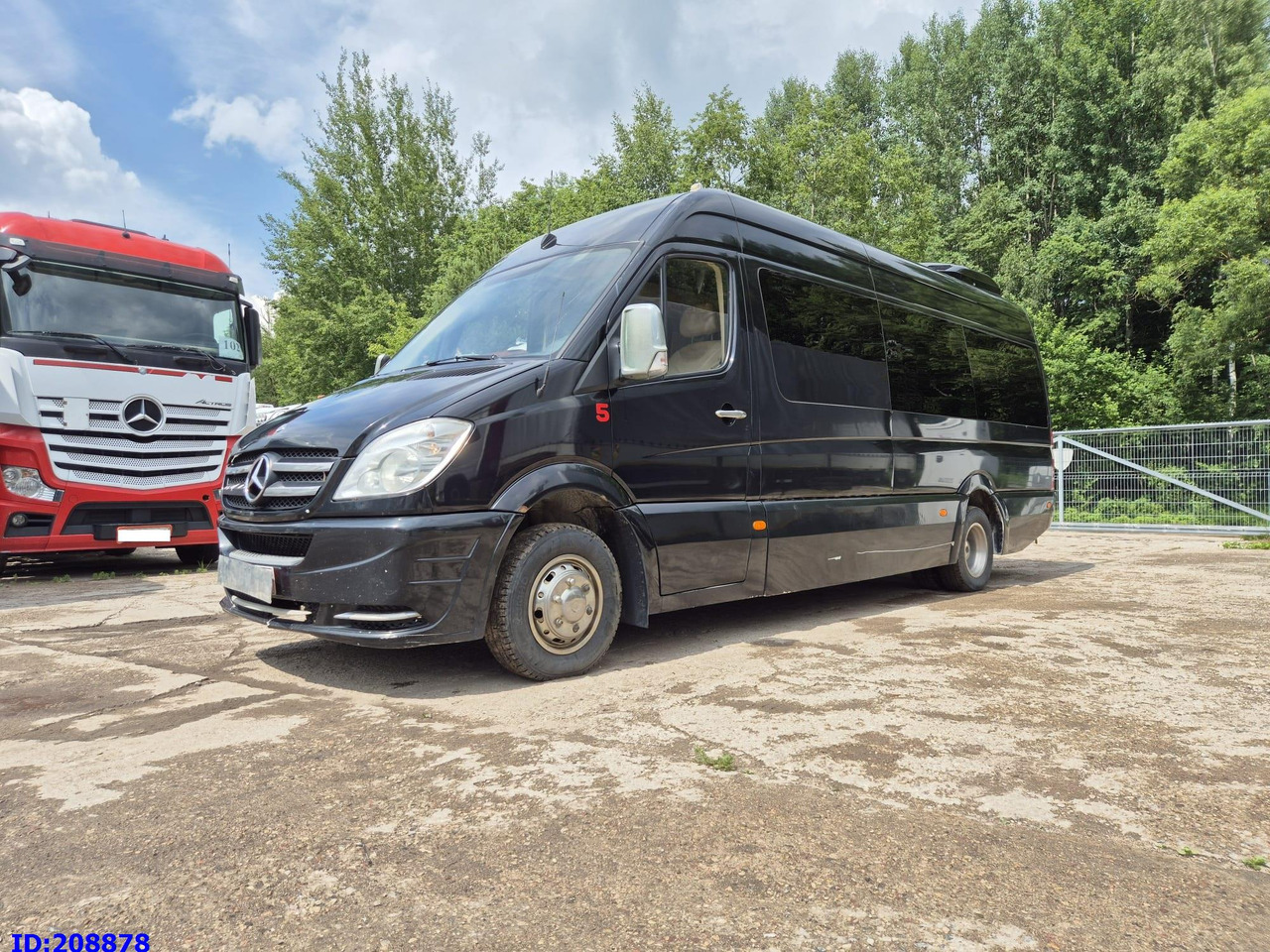MERCEDES-BENZ Sprinter 519 -VIP- 17 places - Turistbus: billede 1 MERCEDES-BENZ Sprinter 519 -VIP- 17 places - Turistbus: billede 1