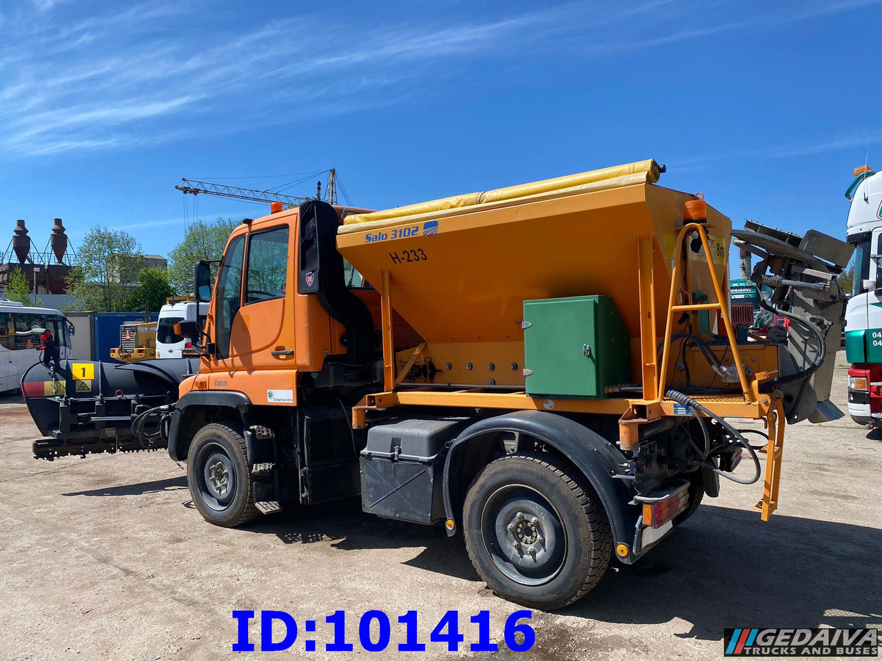 MERCEDES-BENZ Unimog U300 4X4 - Snerydningsmaskine: billede 4 MERCEDES-BENZ Unimog U300 4X4 - Snerydningsmaskine: billede 4