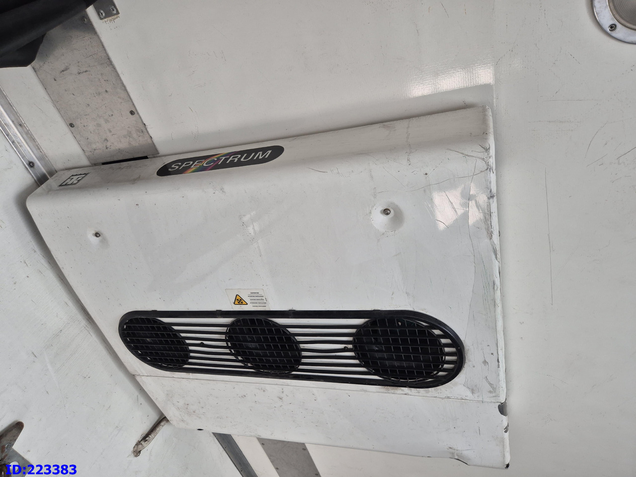 THERMO KING T1200R - Køleanlæg: billede 4 THERMO KING T1200R - Køleanlæg: billede 4