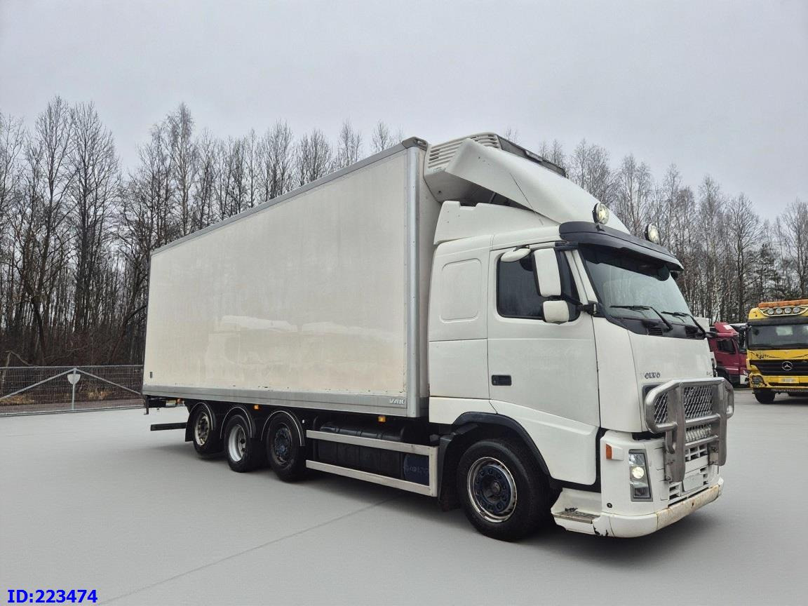 VOLVO FH12 460HP 8x2 Manual - Kølevogn lastbil: billede 4 VOLVO FH12 460HP 8x2 Manual - Kølevogn lastbil: billede 4