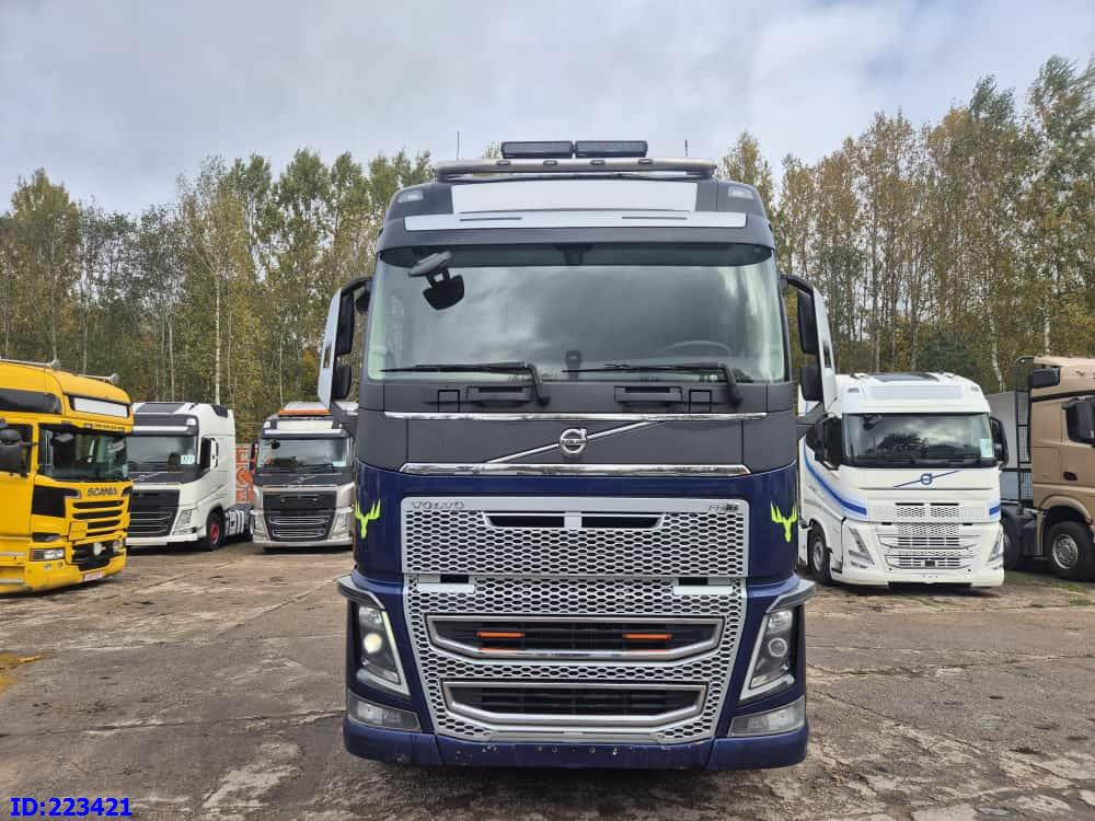 VOLVO FH16 750HP 8x4 + KESLA CRANE - Tømmerbil: billede 2 VOLVO FH16 750HP 8x4 + KESLA CRANE - Tømmerbil: billede 2
