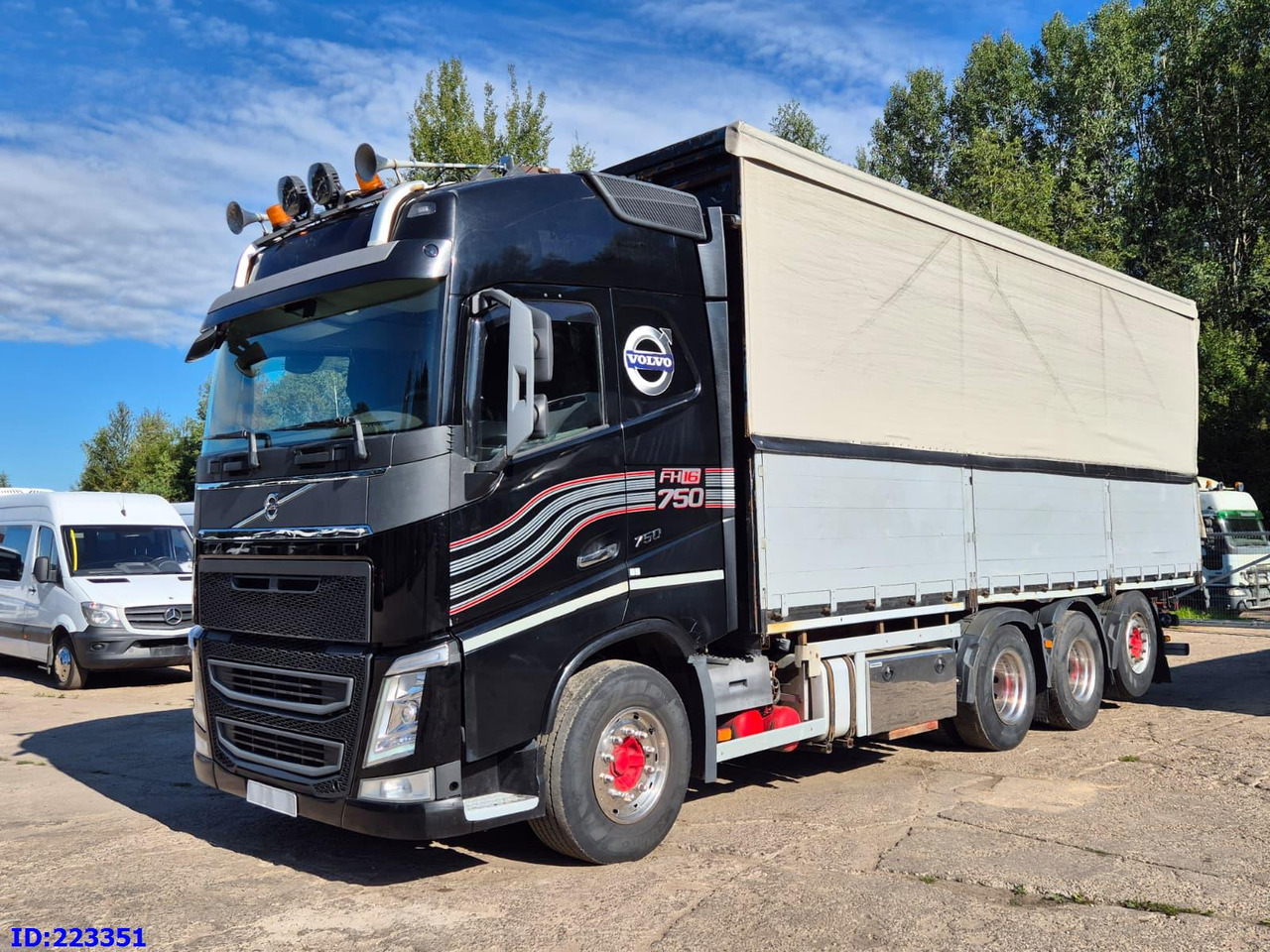VOLVO FH16 750HP - 8x4-Steering axle - Lastbil med presenning: billede 1 VOLVO FH16 750HP - 8x4-Steering axle - Lastbil med presenning: billede 1