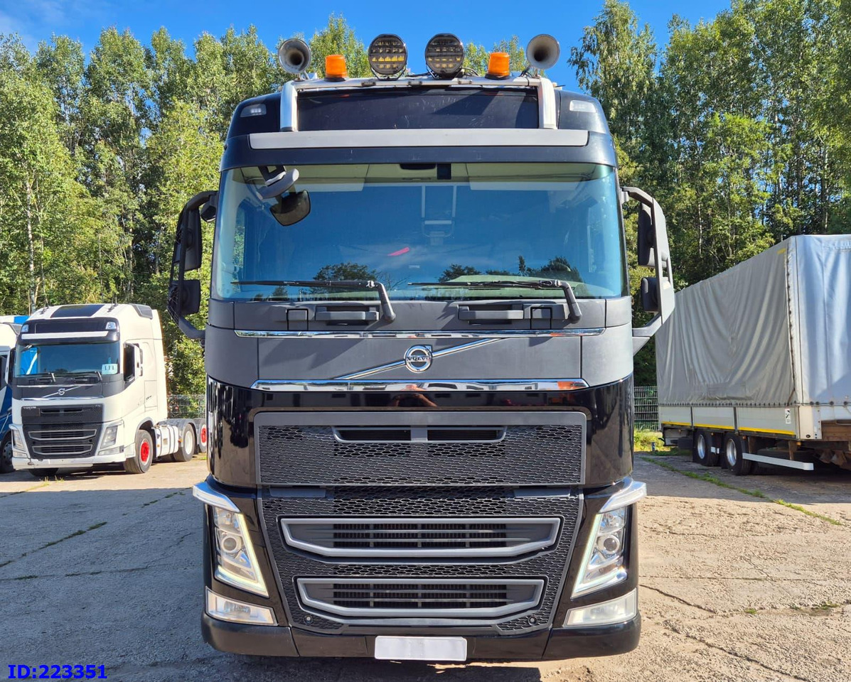 VOLVO FH16 750HP - 8x4-Steering axle - Lastbil med presenning: billede 2 VOLVO FH16 750HP - 8x4-Steering axle - Lastbil med presenning: billede 2