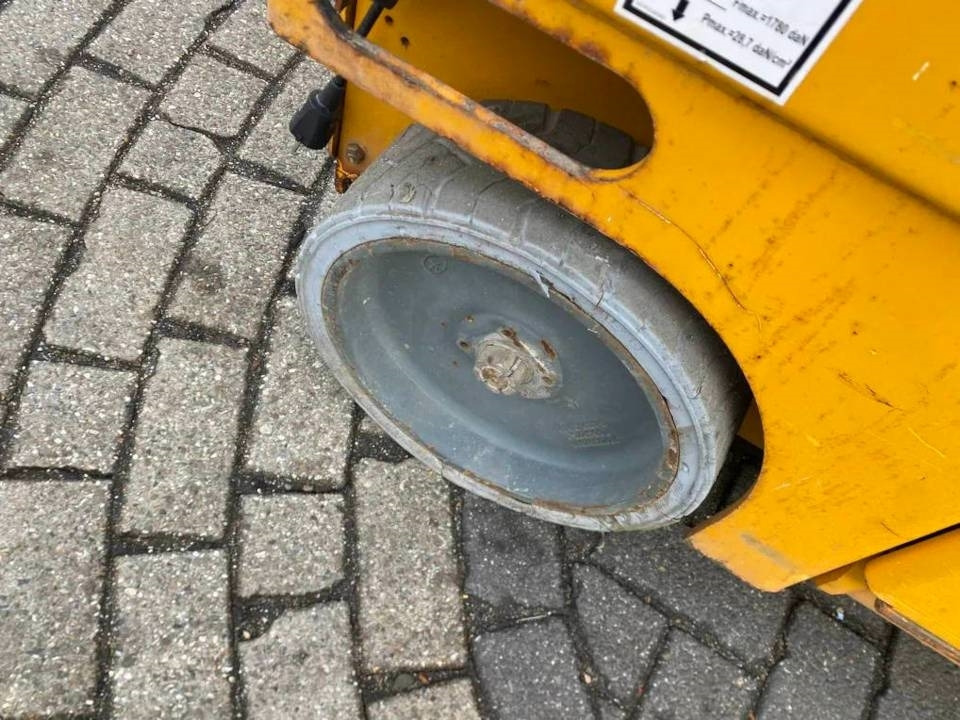 Haulotte Compact 14 - Sakselift: billede 5 Haulotte Compact 14 - Sakselift: billede 5