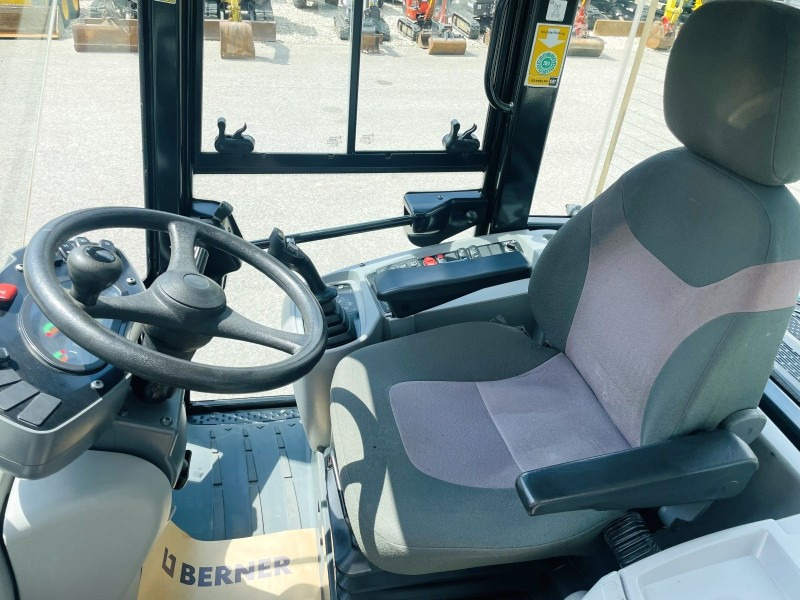 Caterpillar 908M (3637) - Gummihjulslæsser: billede 5 Caterpillar 908M (3637) - Gummihjulslæsser: billede 5