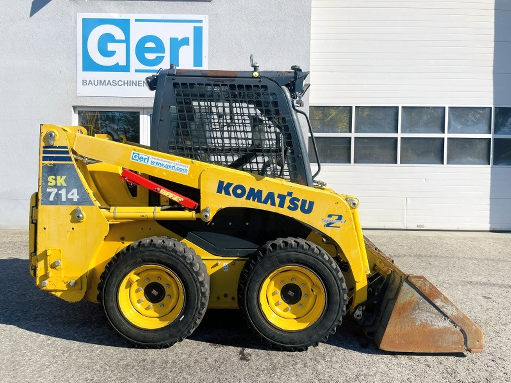 Komatsu SK714 (4077) - Skridstyret minilæsser: billede 2 Komatsu SK714 (4077) - Skridstyret minilæsser: billede 2