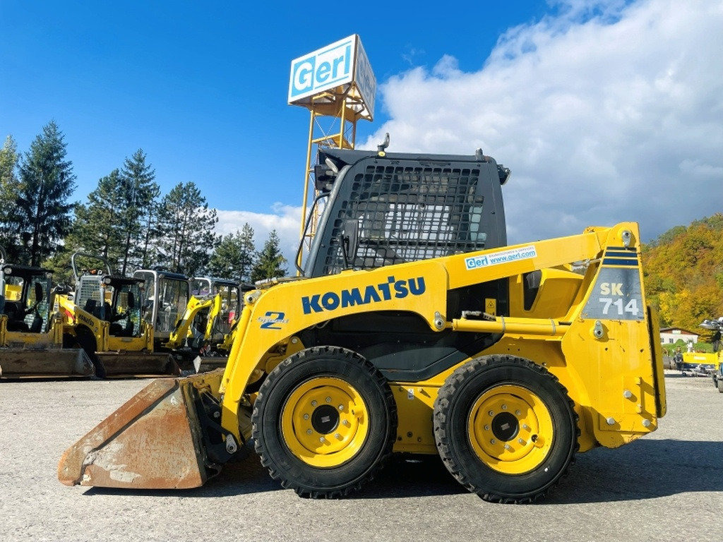 Komatsu SK714 (4077) - Skridstyret minilæsser: billede 1 Komatsu SK714 (4077) - Skridstyret minilæsser: billede 1