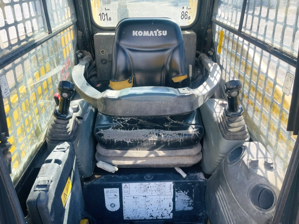 Komatsu SK714 (4077) - Skridstyret minilæsser: billede 5 Komatsu SK714 (4077) - Skridstyret minilæsser: billede 5
