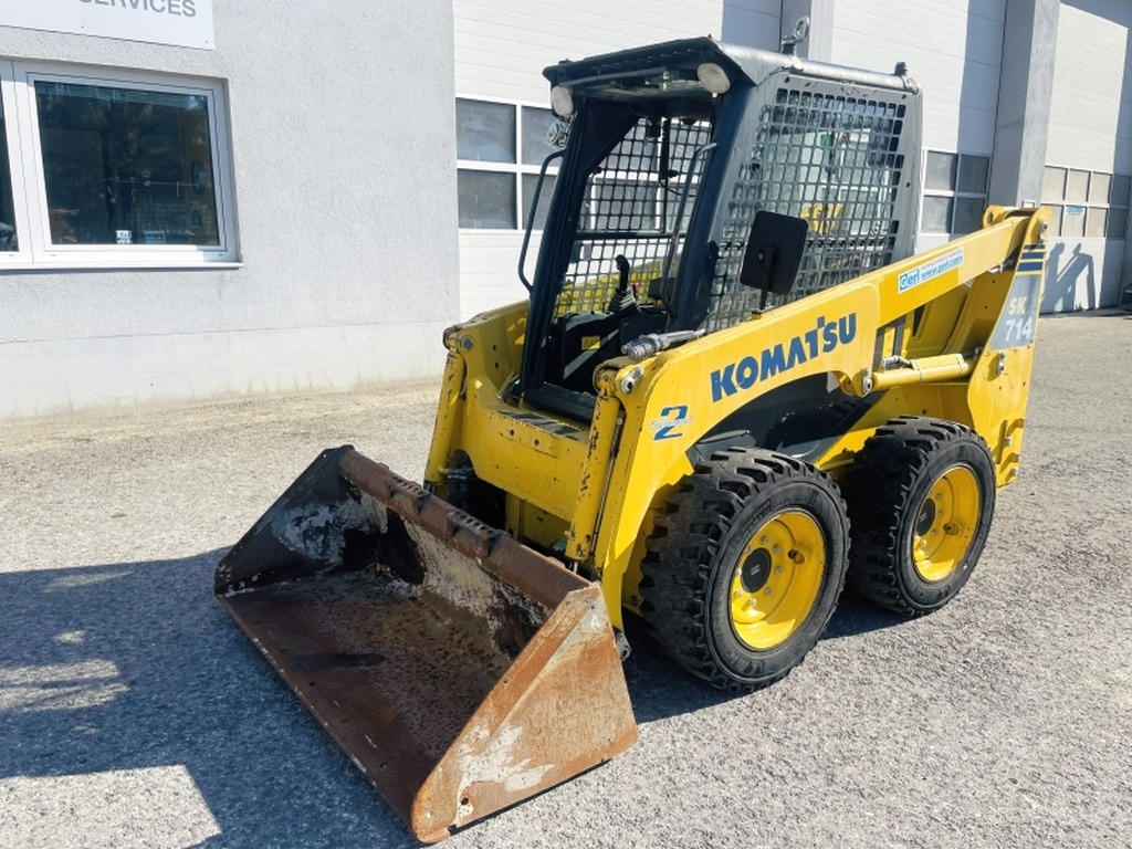 Komatsu SK714 (4077) - Skridstyret minilæsser: billede 4 Komatsu SK714 (4077) - Skridstyret minilæsser: billede 4
