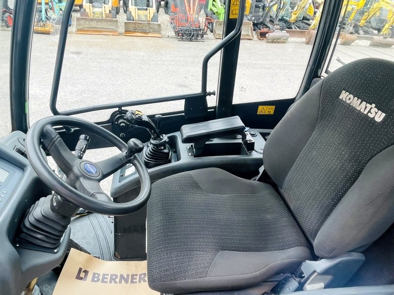 Komatsu WA100M-7 (3823) - Gummihjulslæsser: billede 5 Komatsu WA100M-7 (3823) - Gummihjulslæsser: billede 5