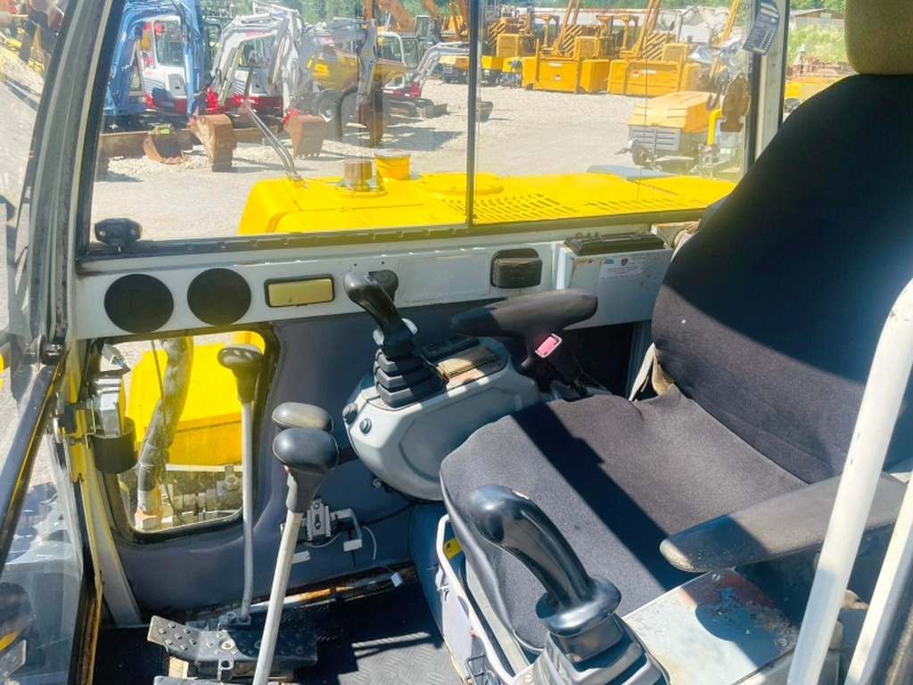 Neuson 8002 RDV (4015) - Minigravemaskine: billede 5 Neuson 8002 RDV (4015) - Minigravemaskine: billede 5