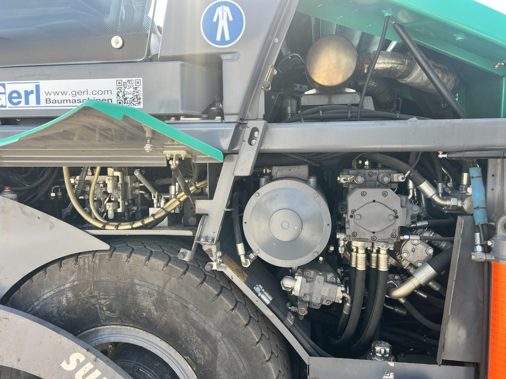 Asfaltudlægger Vögele Super 1803-3i (111572): billede 10 Asfaltudlægger Vögele Super 1803-3i (111572): billede 10