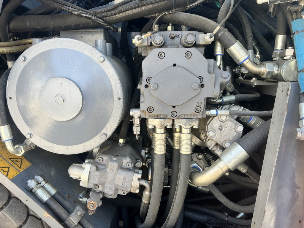 Asfaltudlægger Vögele Super 1803-3i (111572): billede 11 Asfaltudlægger Vögele Super 1803-3i (111572): billede 11