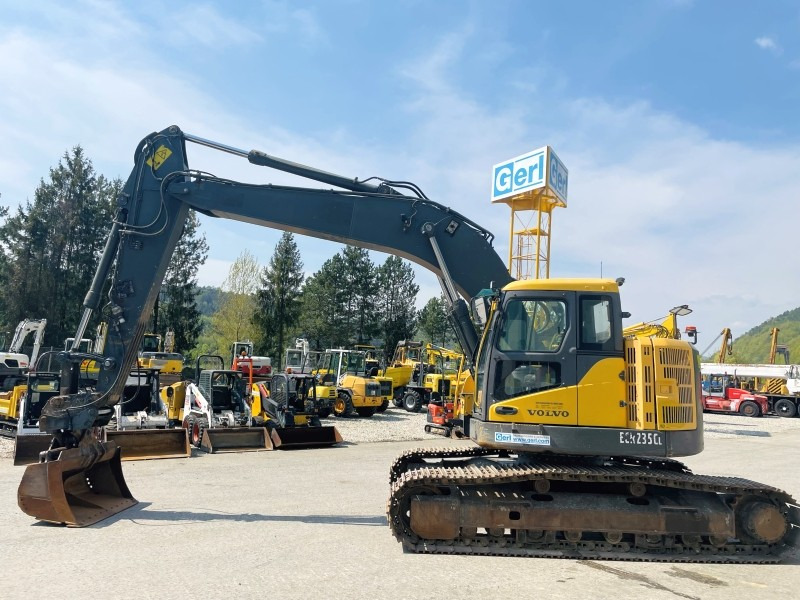 Volvo ECR235CL (3445) - Bæltegravemaskine: billede 1 Volvo ECR235CL (3445) - Bæltegravemaskine: billede 1