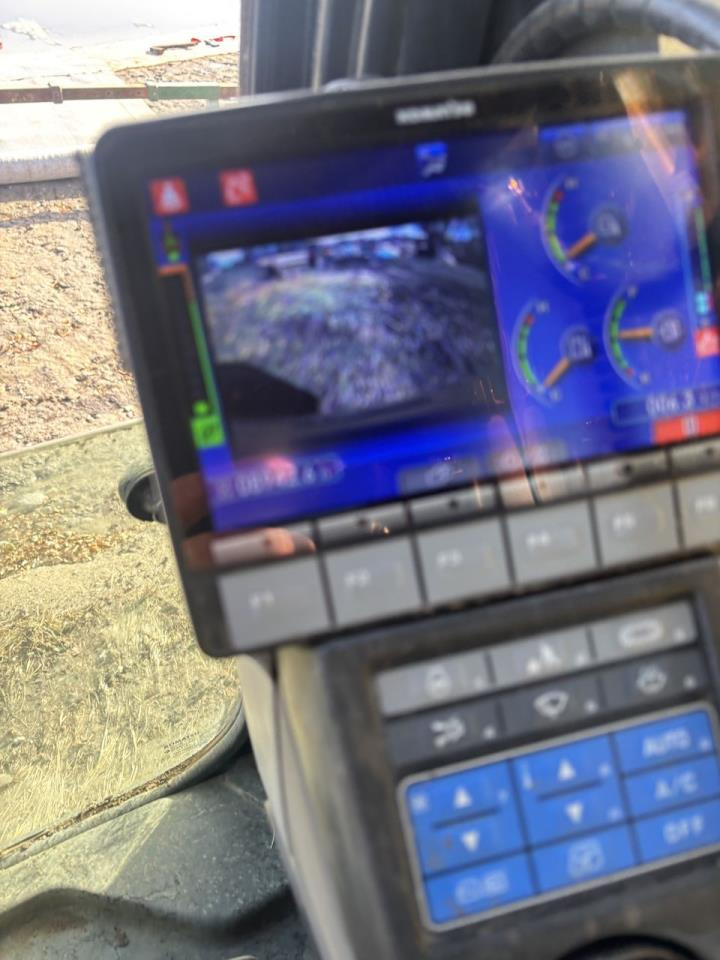 Komatsu PC240LC-11 - Bæltegravemaskine: billede 5 Komatsu PC240LC-11 - Bæltegravemaskine: billede 5