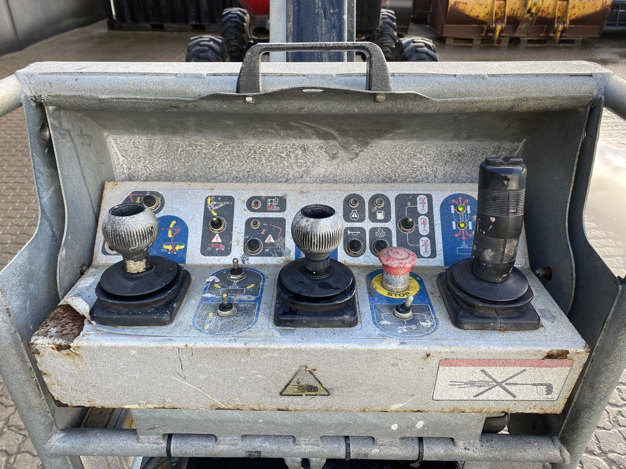 Manitou 180ATJ 2 RC - Bomlift: billede 3 Manitou 180ATJ 2 RC - Bomlift: billede 3