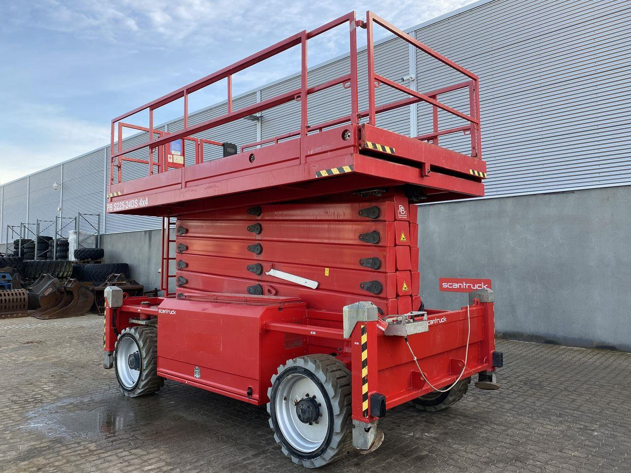PB S225-24DS 4X4 - Sakselift: billede 2 PB S225-24DS 4X4 - Sakselift: billede 2