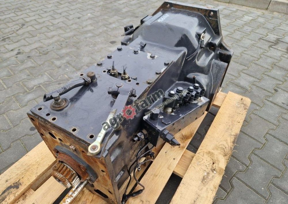 Skrzynia biegów Case CX 105 xtrashift 600100 - Gearkasse: billede 4 Skrzynia biegów Case CX 105 xtrashift 600100 - Gearkasse: billede 4