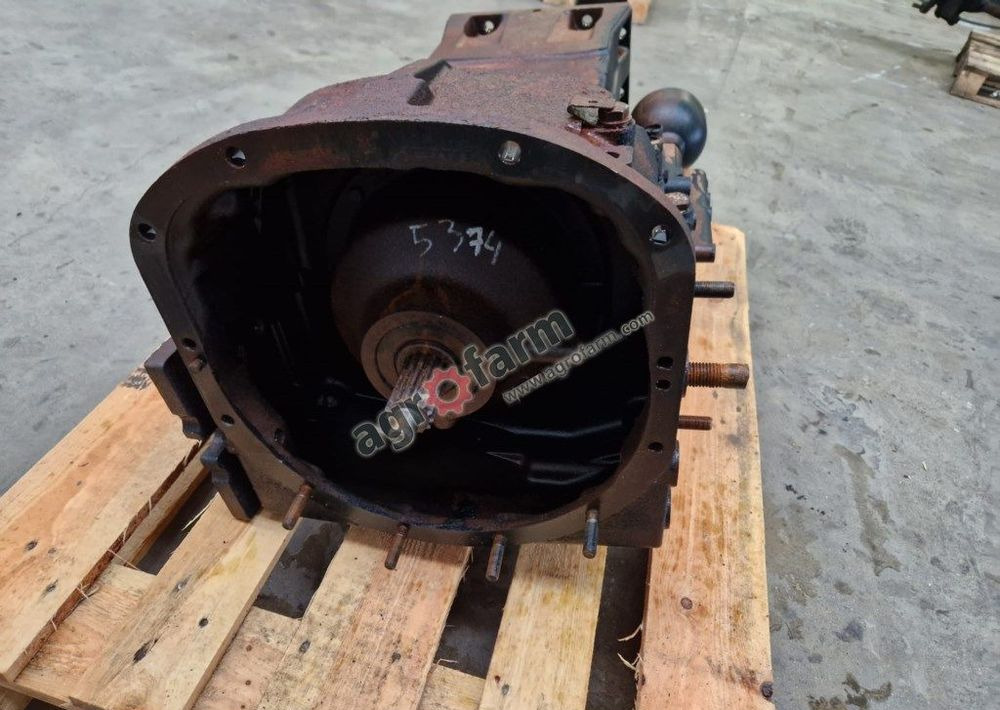 Skrzynia biegów New Holland T5040 - Gearkasse: billede 4 Skrzynia biegów New Holland T5040 - Gearkasse: billede 4