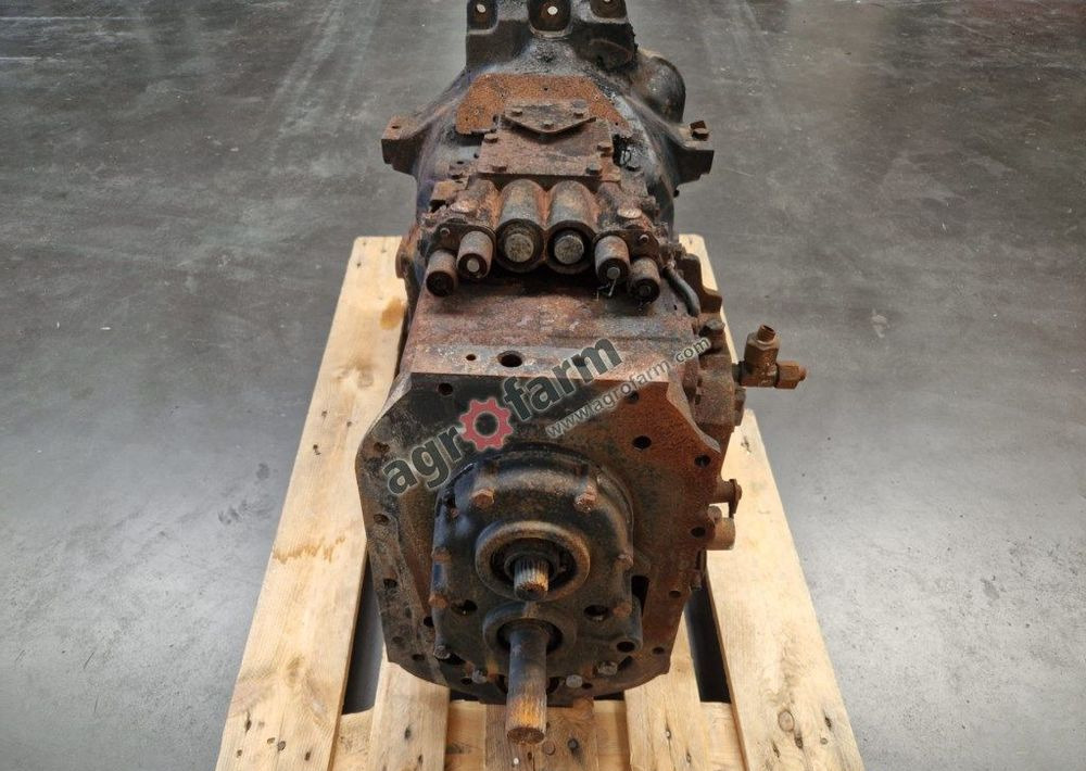 Skrzynia biegów New Holland T6.175 44980087 - Gearkasse: billede 4 Skrzynia biegów New Holland T6.175 44980087 - Gearkasse: billede 4