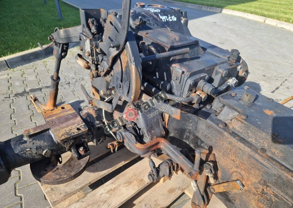 Skrzynia biegów, most tylny Case 833 3232742R1 - Gearkasse: billede 1 Skrzynia biegów, most tylny Case 833 3232742R1 - Gearkasse: billede 1