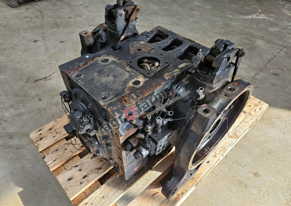 TYLNY MOST DEUTZ FAHR AGROTRON 80 - Transmission: billede 1 TYLNY MOST DEUTZ FAHR AGROTRON 80 - Transmission: billede 1