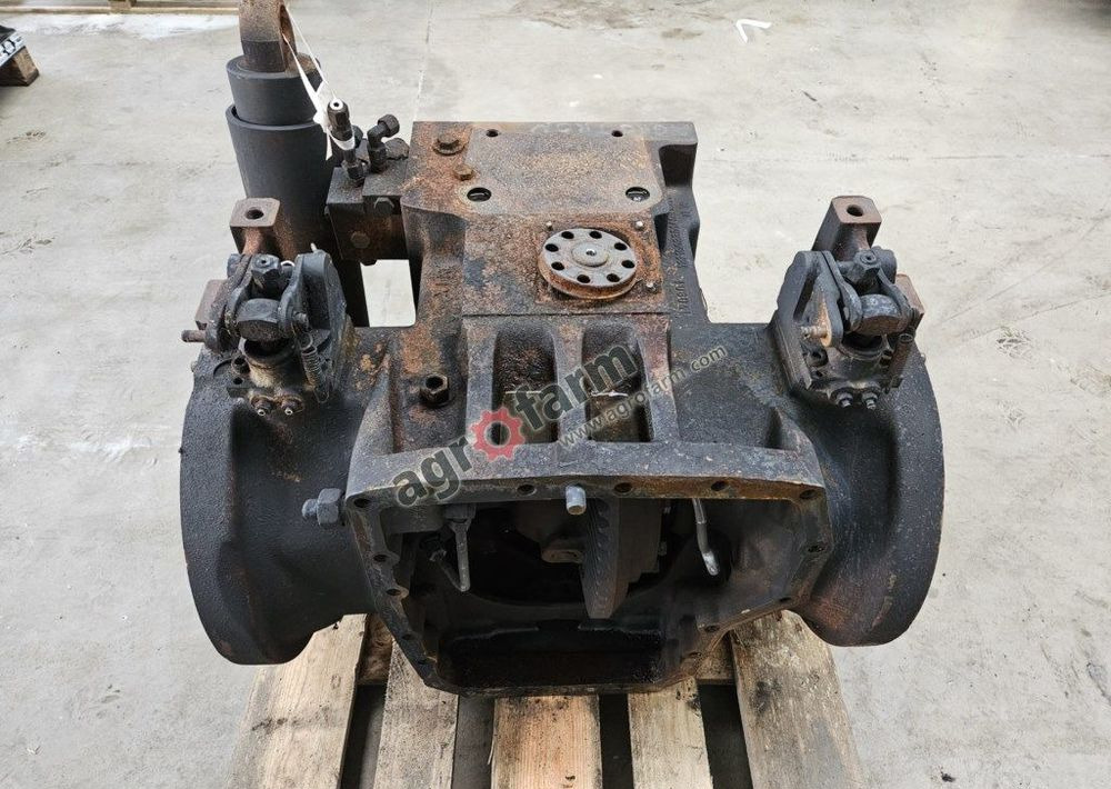 Tylny most Case CS 110 1331003301409 - Gearkasse: billede 1 Tylny most Case CS 110 1331003301409 - Gearkasse: billede 1