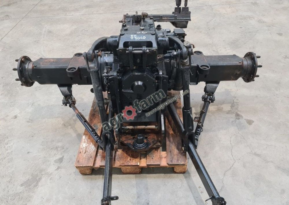 Tylny most New Holland T5040 87700831 - Gearkasse: billede 3 Tylny most New Holland T5040 87700831 - Gearkasse: billede 3