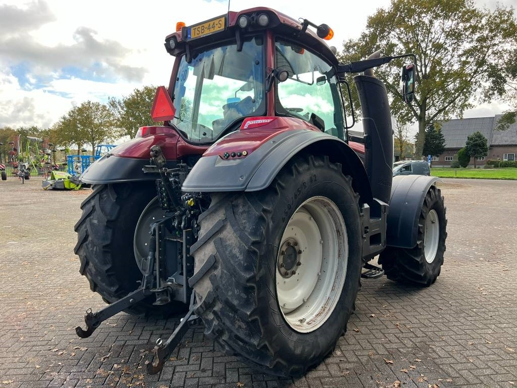 Valtra T 174 Versu - Traktor: billede 5 Valtra T 174 Versu - Traktor: billede 5